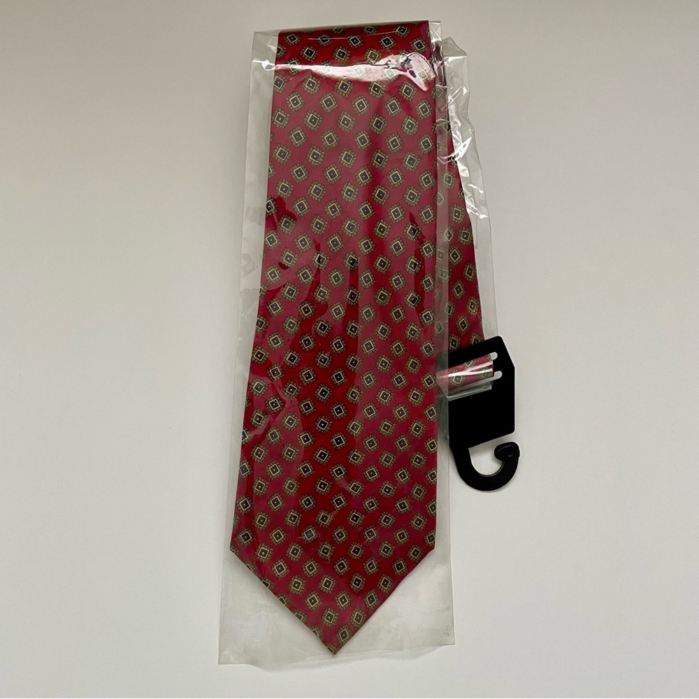 Vintage Red Silk Pattern Print Tie